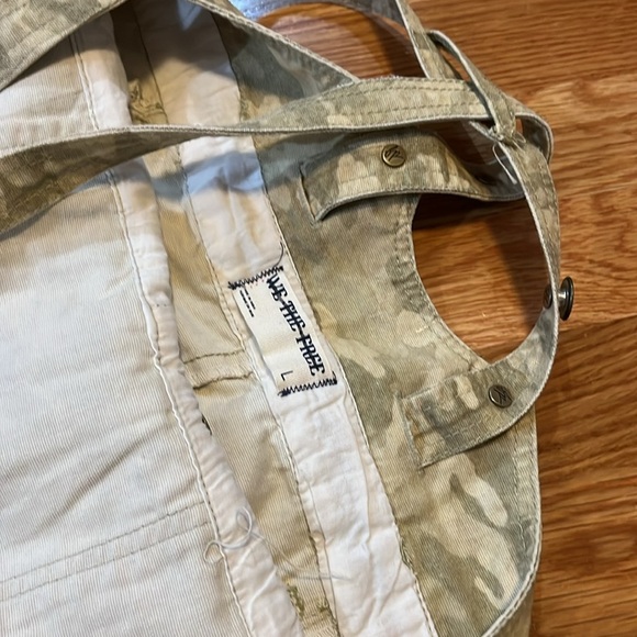 Free People Way it Goes Camo Harem Overalls Size Large NWT - Picture 13 of 16